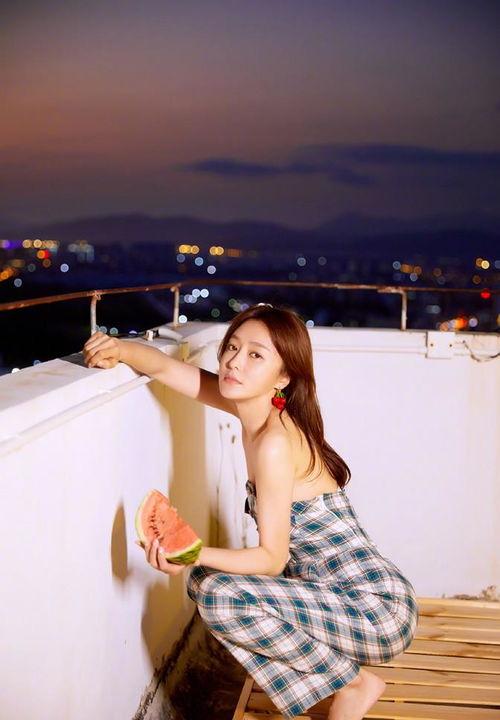 娛樂(lè)吃瓜醬92歲超模